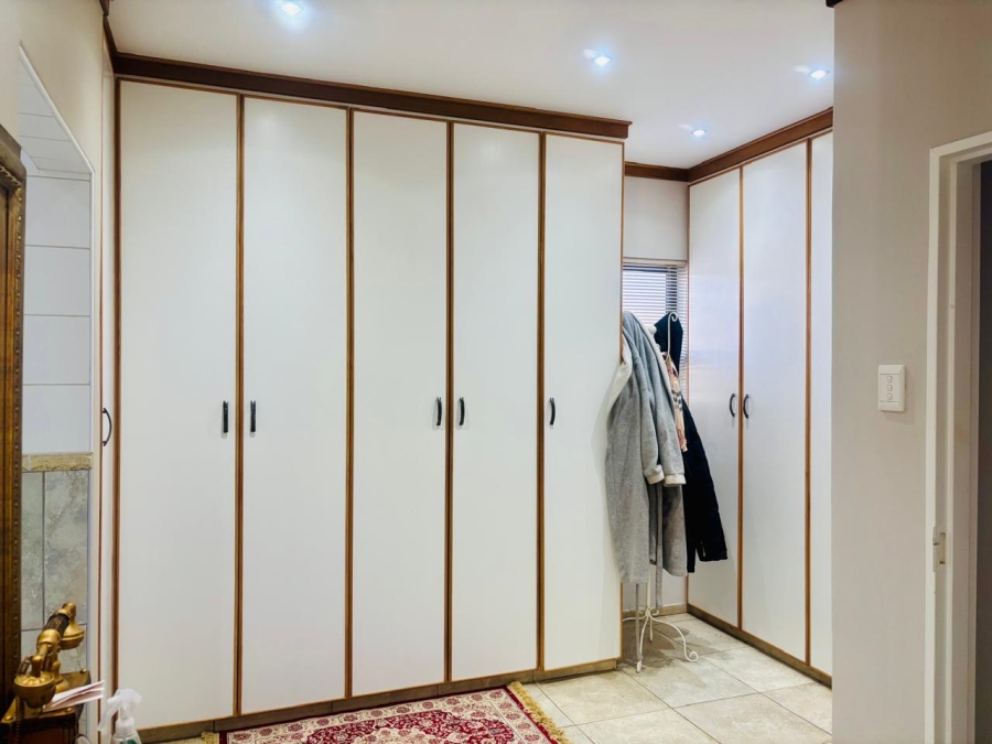 3 Bedroom Property for Sale in Vredenhof Sh Free State